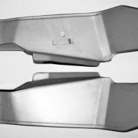 KTM Beinschilder links/rechts - Kunststoff - silber - Neuteile (NOS) – Bild 4