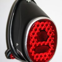 RÜCKLICHT komplett (wie HELLA)- robuste Blechausführung - schwarz matt - NEUTEIL !!