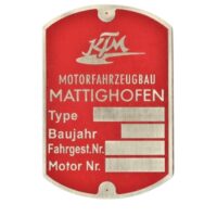 TYPENSCHILD (rot) – KTM – Neusilber geätzt – TOP QUALITÄT