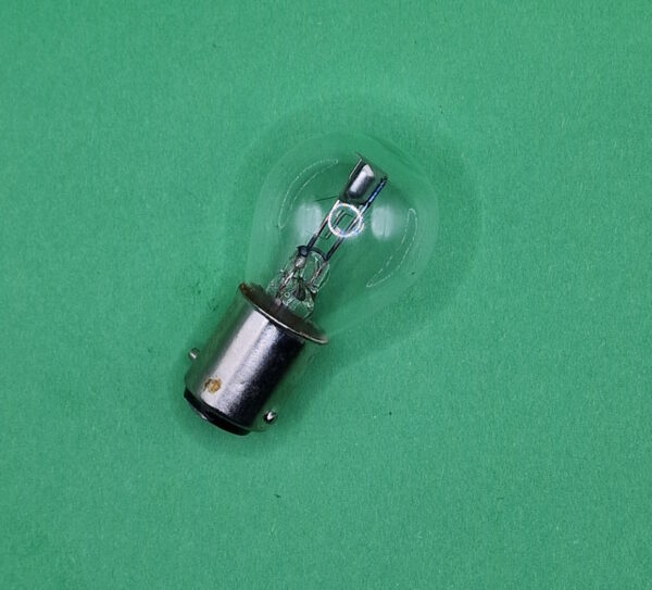 Biluxlampe 6V 15/15W BAX15D