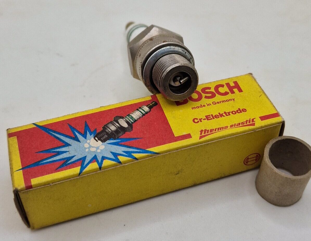 Original Bosch W310 R16 - Rennzündkerze – Bild 2